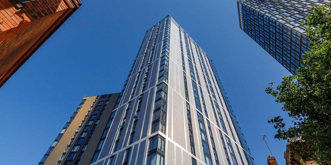 Luxury 2 Bedroom Apartment, Broad Street Бирмингем Экстерьер фото