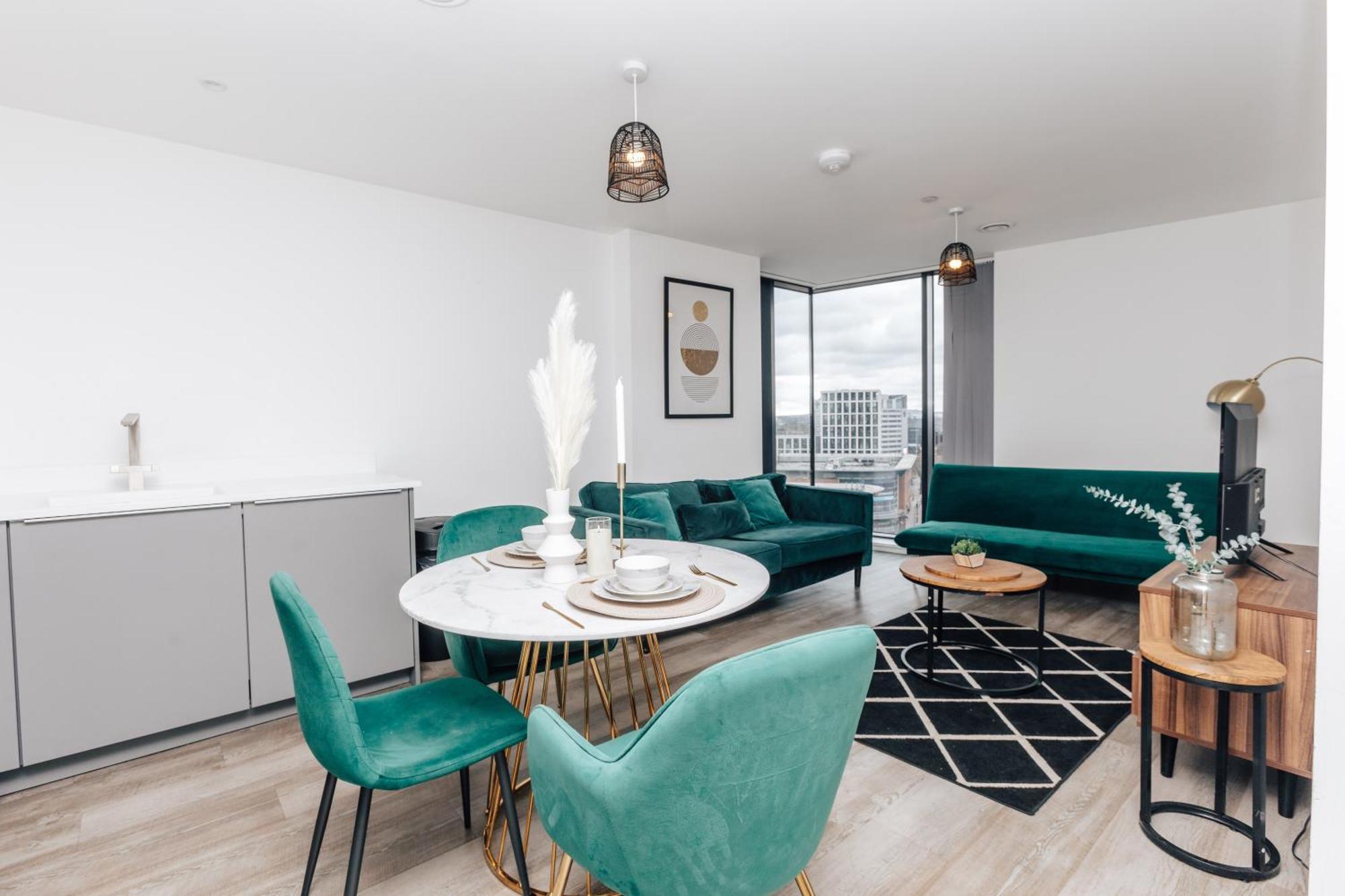 Luxury 2 Bedroom Apartment, Broad Street Бирмингем Экстерьер фото